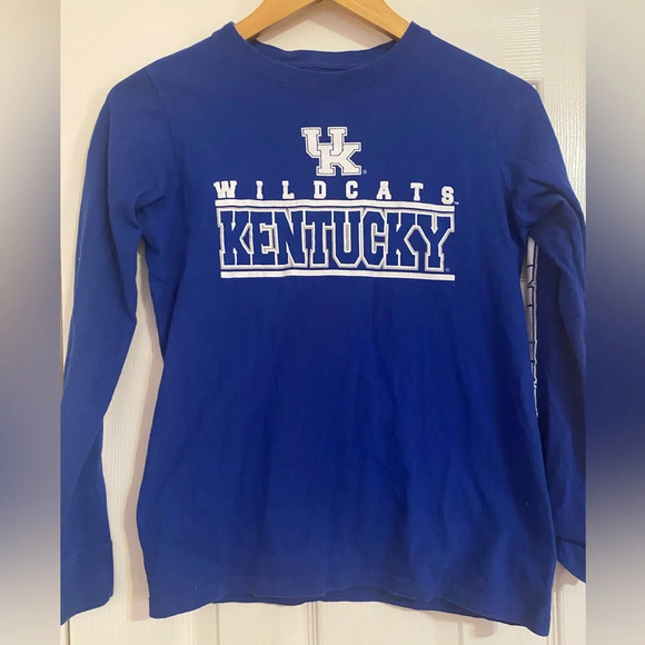 Kentucky Wildcats Tshirt - Picture 1 of 9